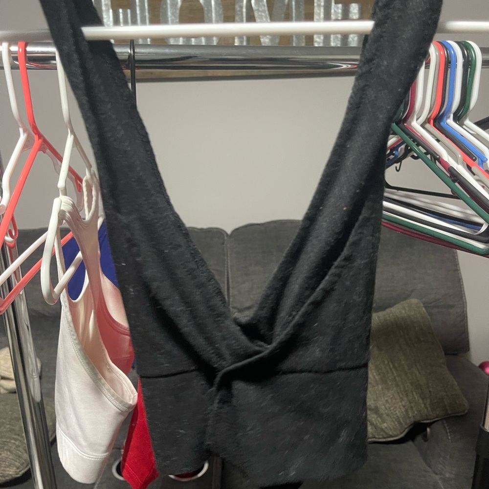 Black crop top